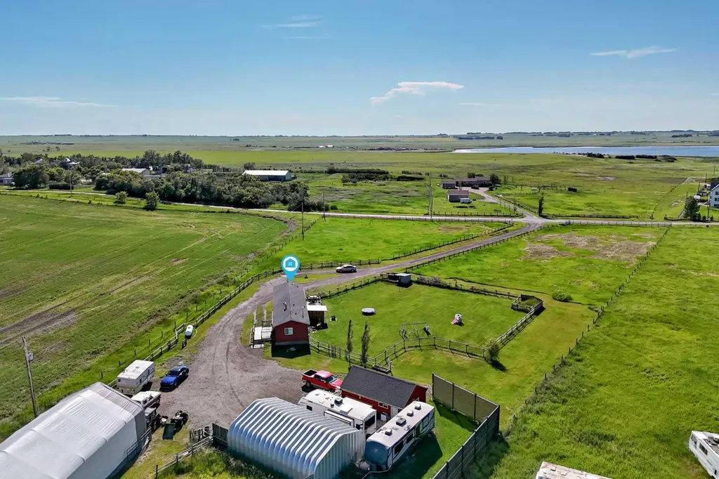 233075 Range Road 245 Rural Wheatland County AB T1P 0R6