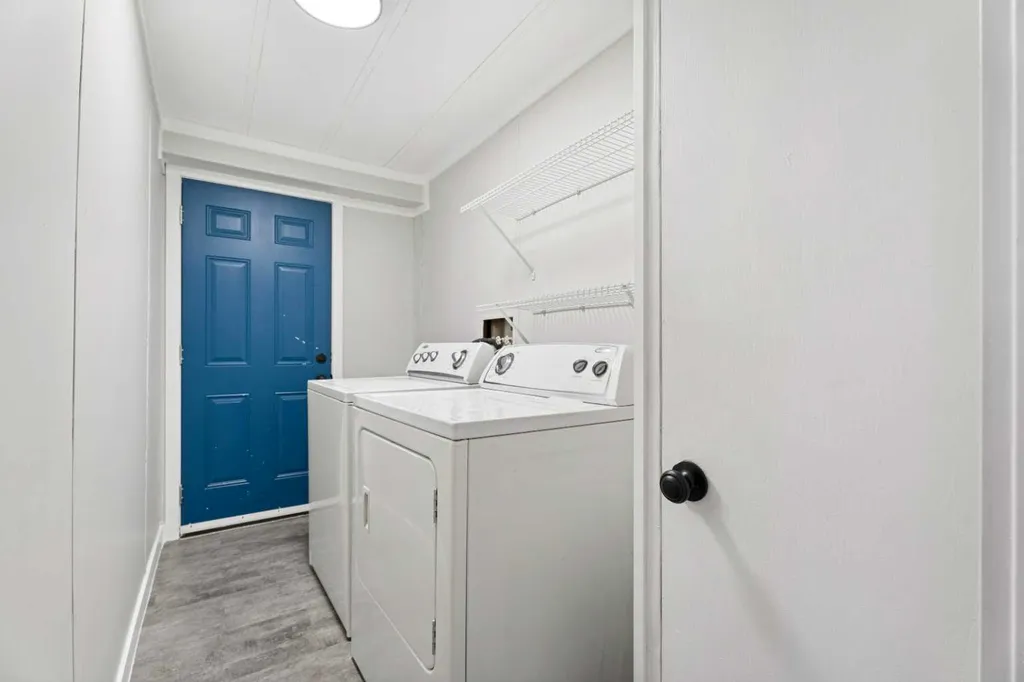 232 Polar Avenue NE High River AB T1V1J5