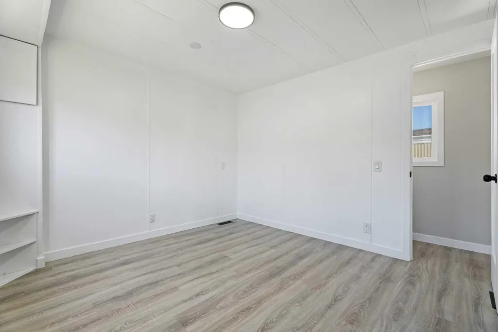 232 Polar Avenue NE High River AB T1V1J5