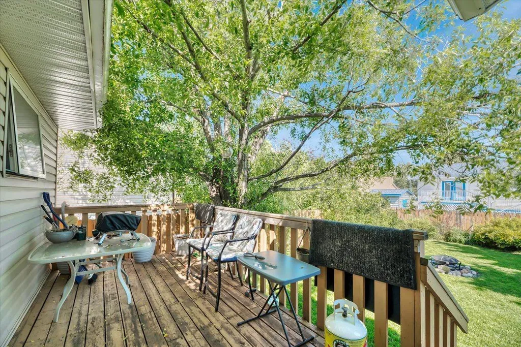 418 1 Avenue NW Diamond Valley AB T0L0H0