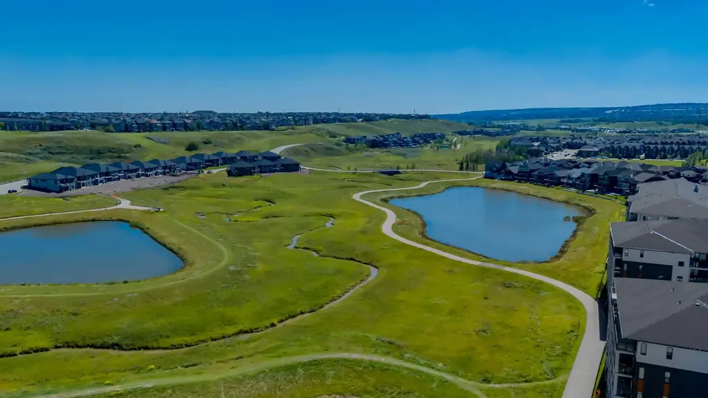 10 Sage Meadows Landing NW Calgary AB T3P 2Z8