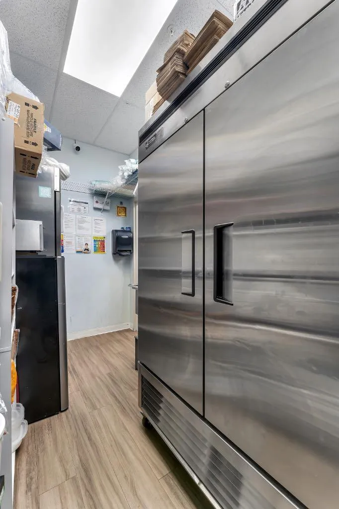 1829 33 Avenue SW Calgary AB T2T 1Z1