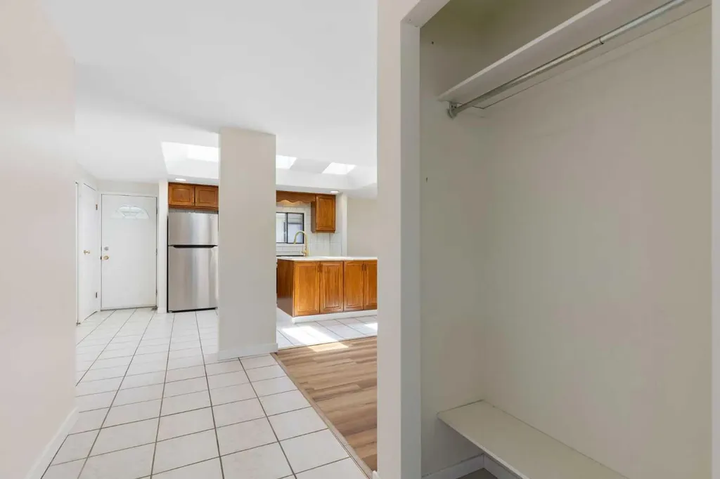 9090 24 Street SE Calgary AB T2C 2H4