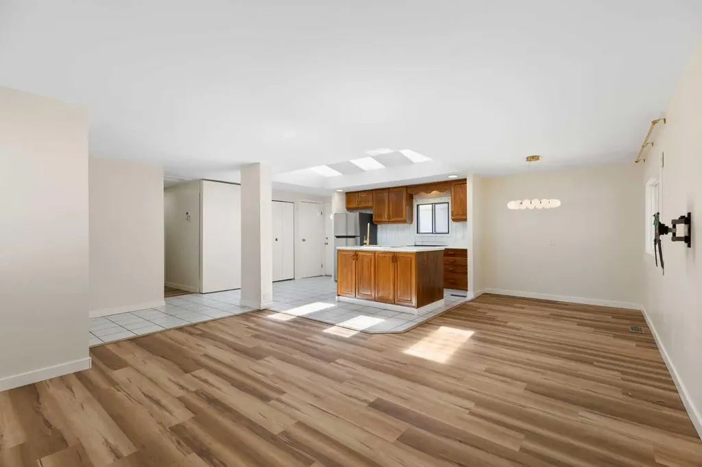 9090 24 Street SE Calgary AB T2C 2H4
