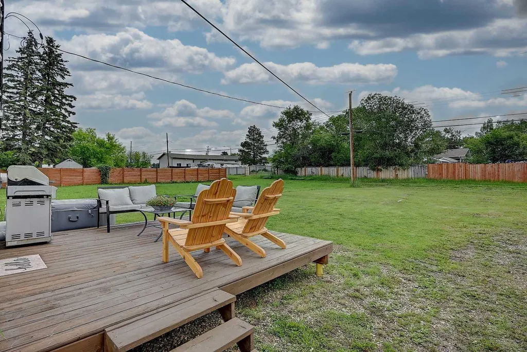 914 6 Avenue Beaverlodge AB T0H 0C0