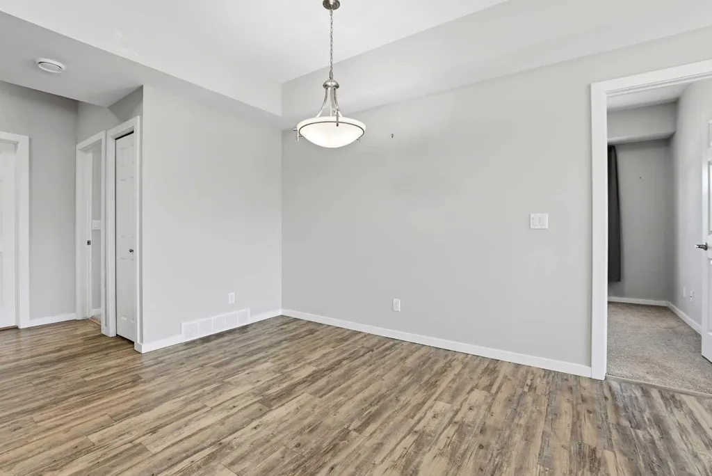 5300 Vista Trail Blackfalds AB T4M 0L8