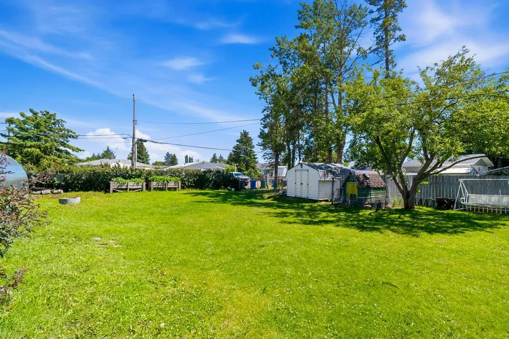 4132 50 Avenue Innisfail AB T4G 1J3