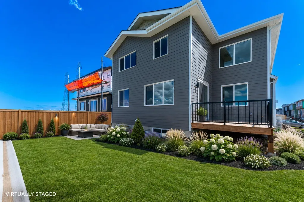 16 Waterford Place Chestermere AB T1X 3B3