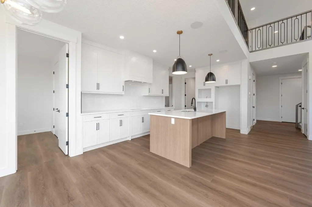 16 Waterford Place Chestermere AB T1X 3B3
