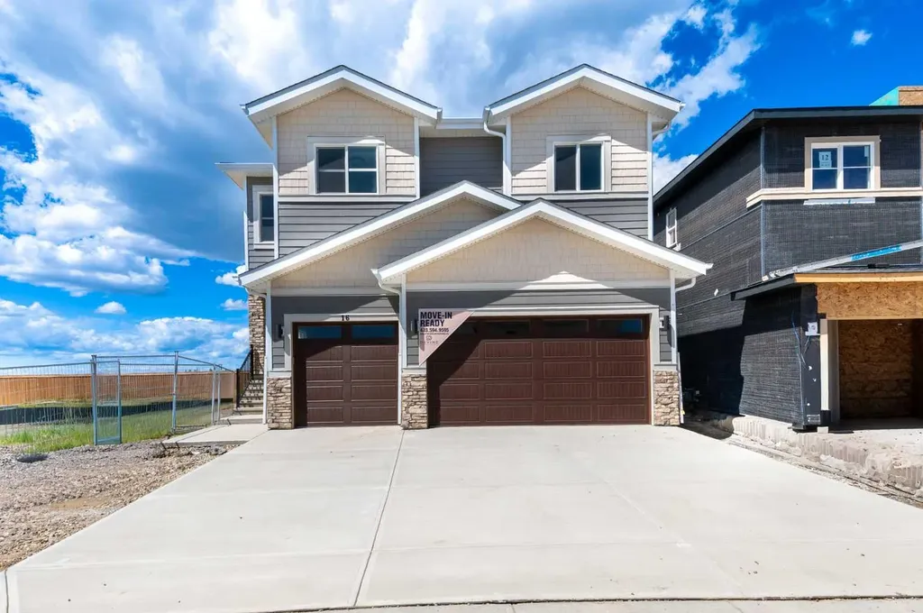 16 Waterford Place Chestermere AB T1X 3B3