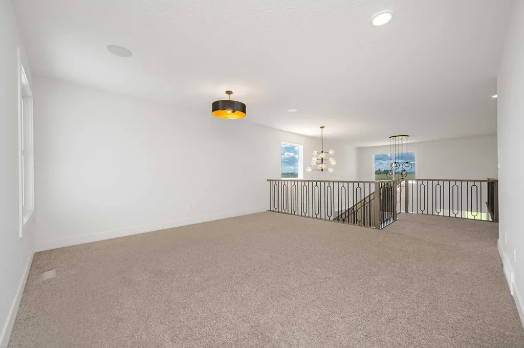 16 Waterford Place Chestermere AB T1X 3B3