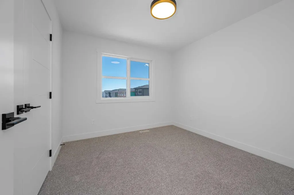 16 Waterford Place Chestermere AB T1X 3B3