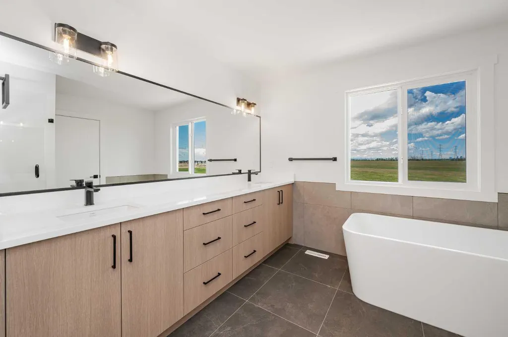 16 Waterford Place Chestermere AB T1X 3B3