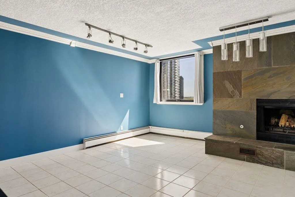 215 14 Avenue SW Calgary AB T2R0M2