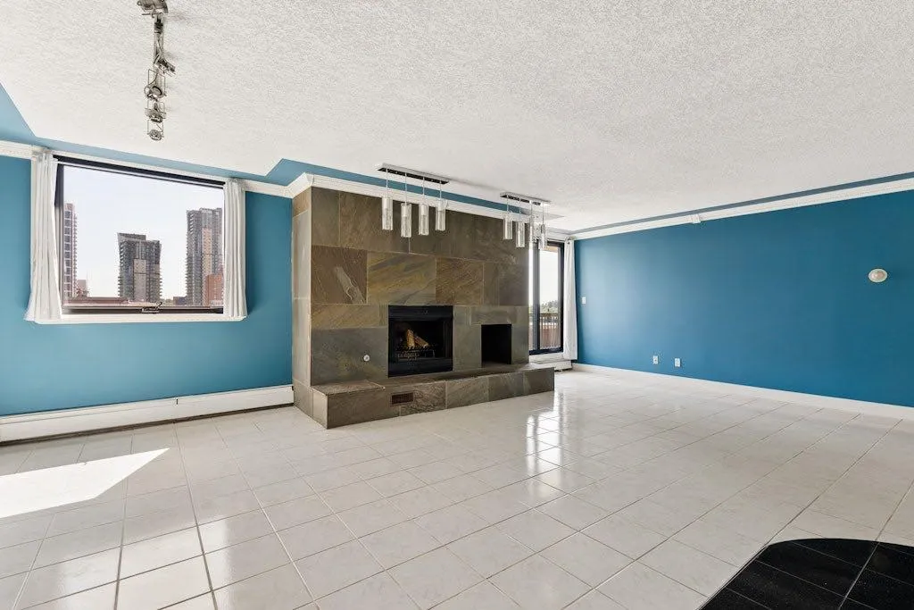 215 14 Avenue SW Calgary AB T2R0M2