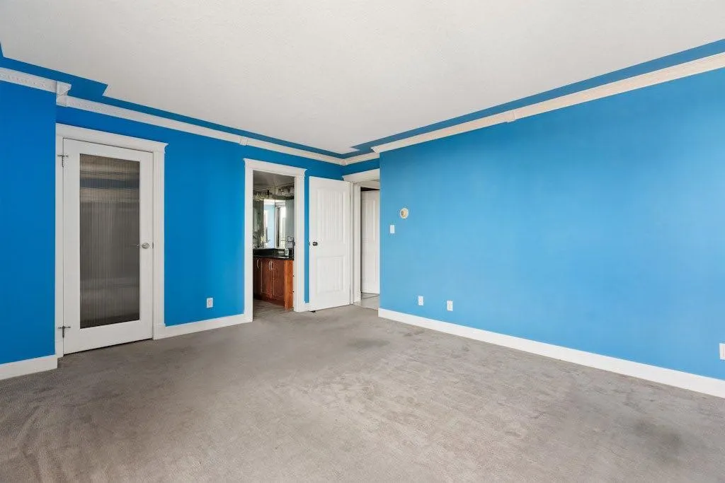 215 14 Avenue SW Calgary AB T2R0M2