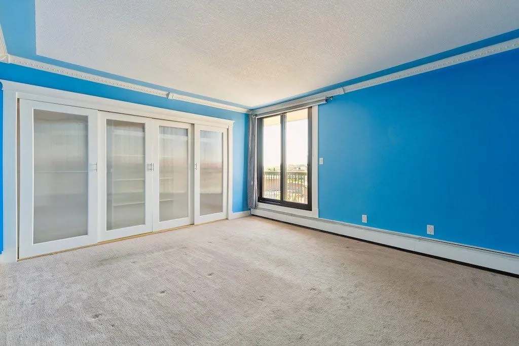 215 14 Avenue SW Calgary AB T2R0M2