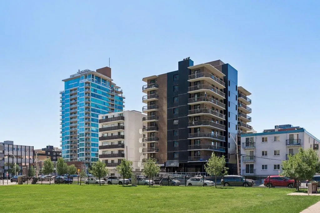 215 14 Avenue SW Calgary AB T2R0M2