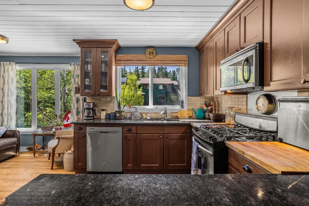 246 Kluane Drive Banff AB T0L 0C0