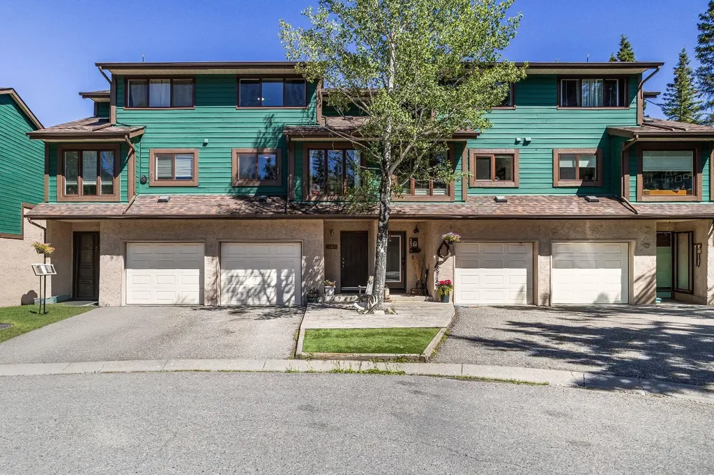 246 Kluane Drive Banff AB T0L 0C0