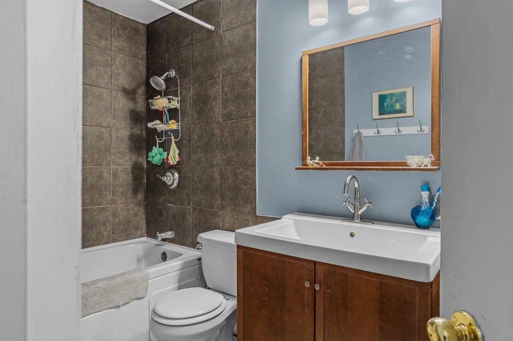246 Kluane Drive Banff AB T0L 0C0