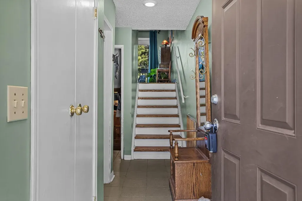 246 Kluane Drive Banff AB T0L 0C0