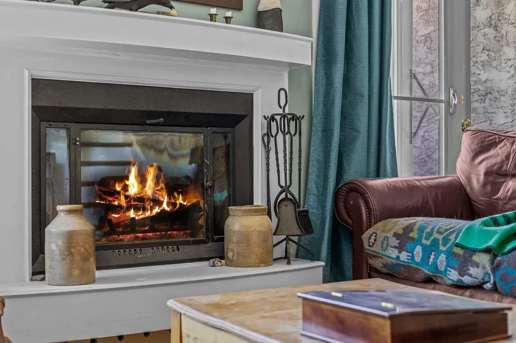 246 Kluane Drive Banff AB T0L 0C0