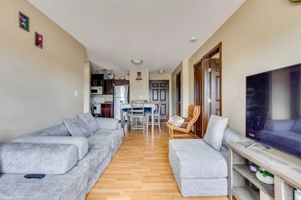 10217 Queen Street Fort Mcmurray AB T9H 5S5