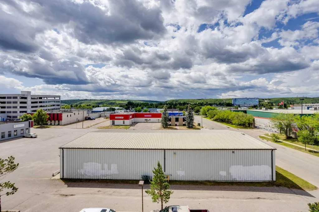 10217 Queen Street Fort Mcmurray AB T9H 5S5