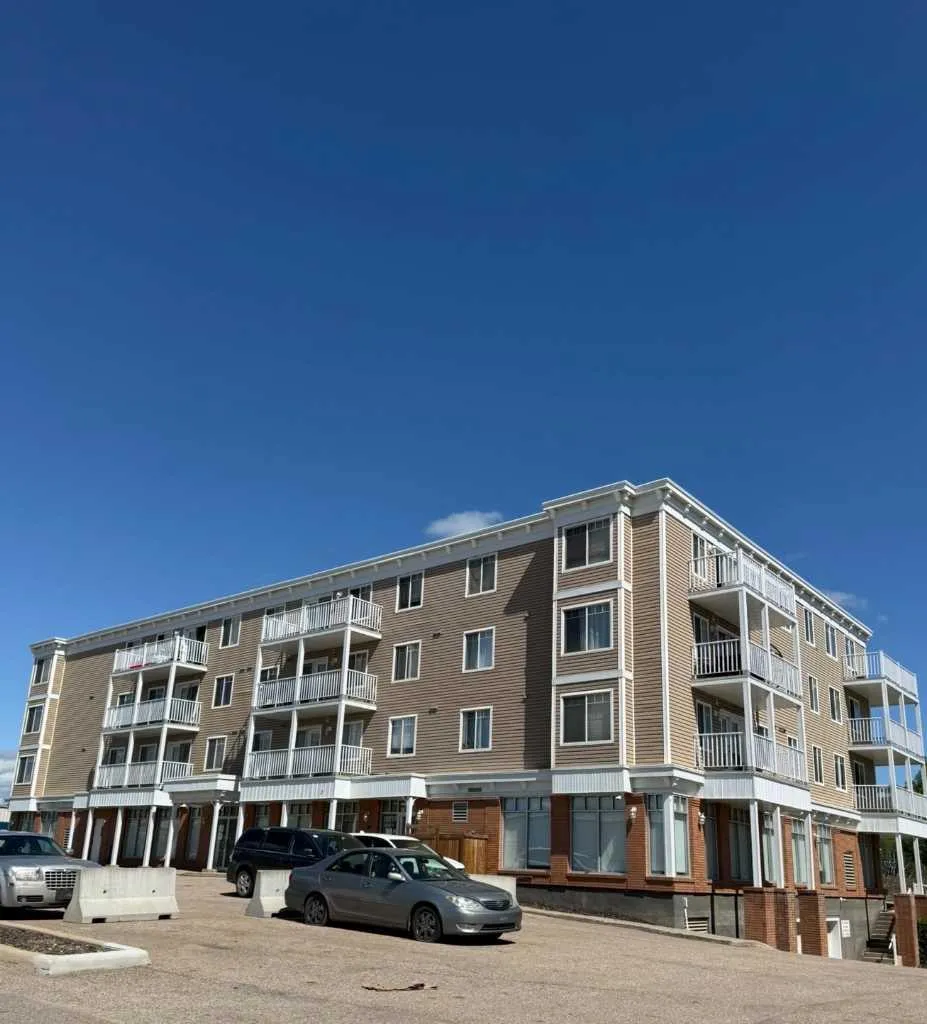 10217 Queen Street Fort Mcmurray AB T9H 5S5