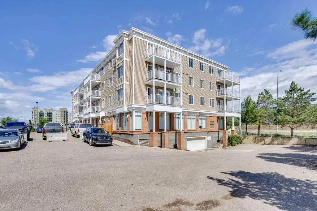 10217 Queen Street Fort Mcmurray AB T9H 5S5