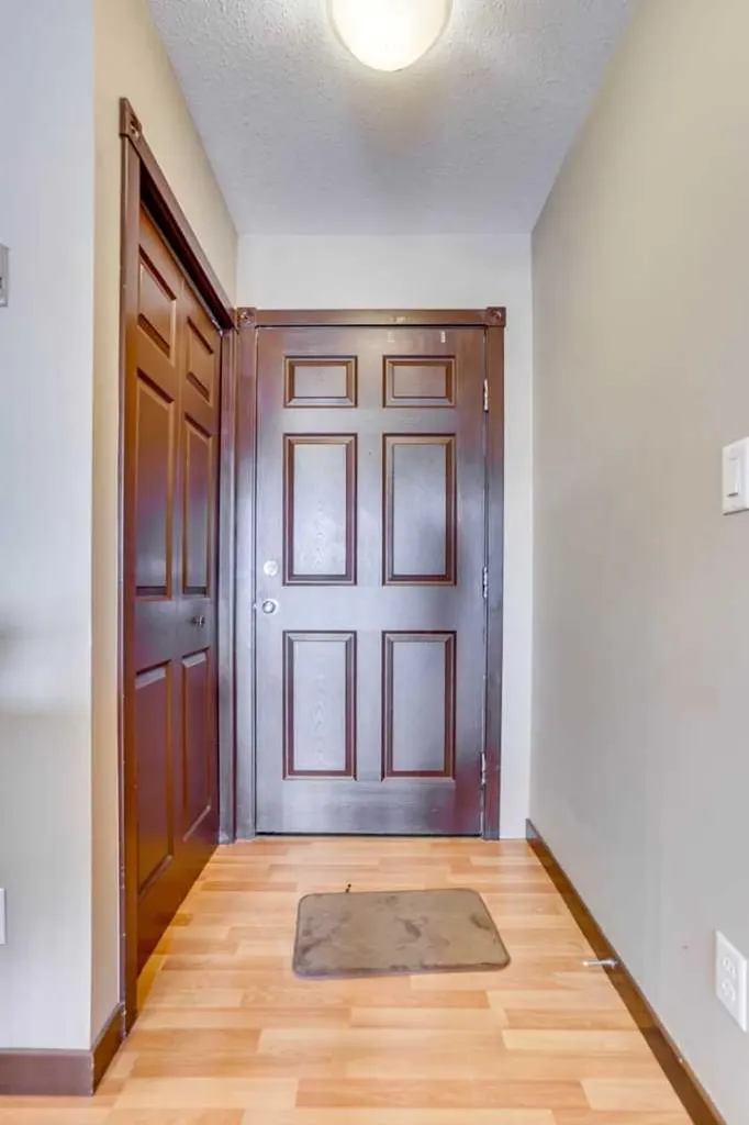 10217 Queen Street Fort Mcmurray AB T9H 5S5