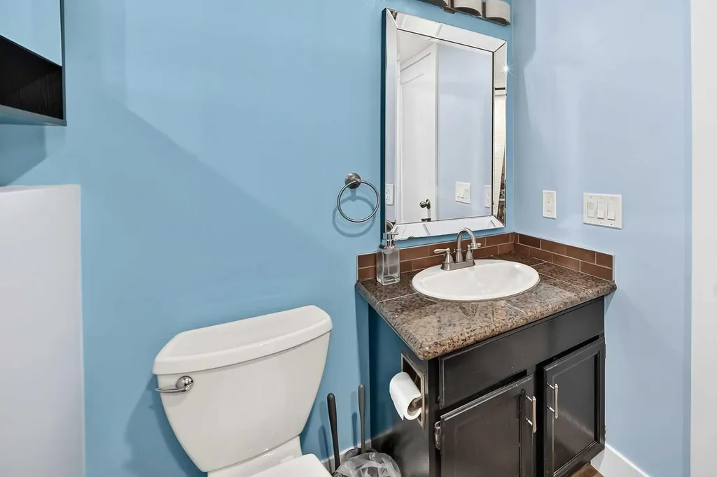 12 Sunvale Mews SE Calgary AB T2X 2P5