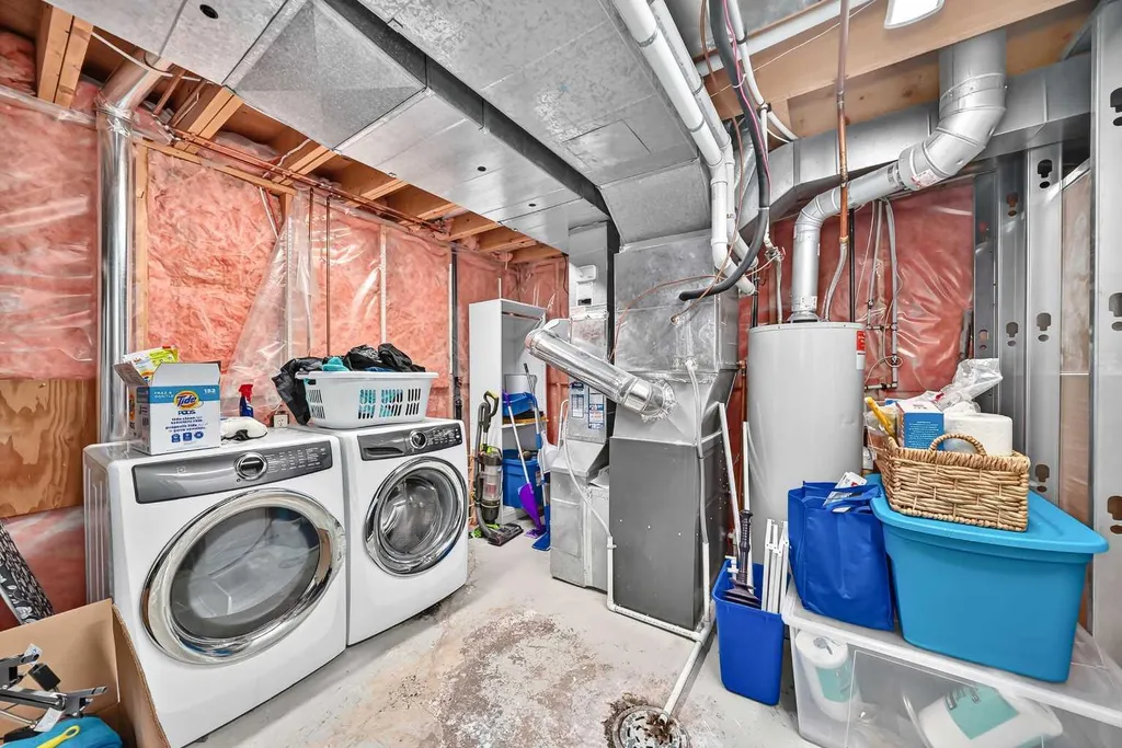12 Sunvale Mews SE Calgary AB T2X 2P5