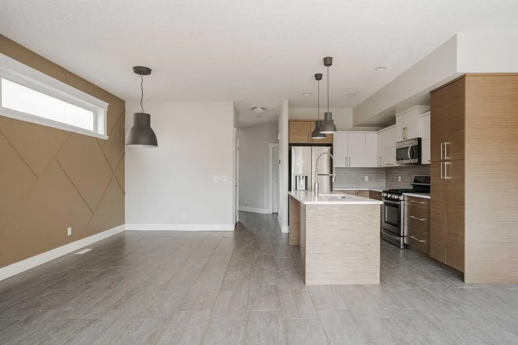 181 Collicott Fort Mcmurray AB T9K 2W9