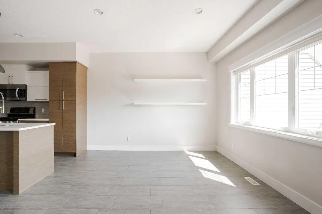 181 Collicott Fort Mcmurray AB T9K 2W9