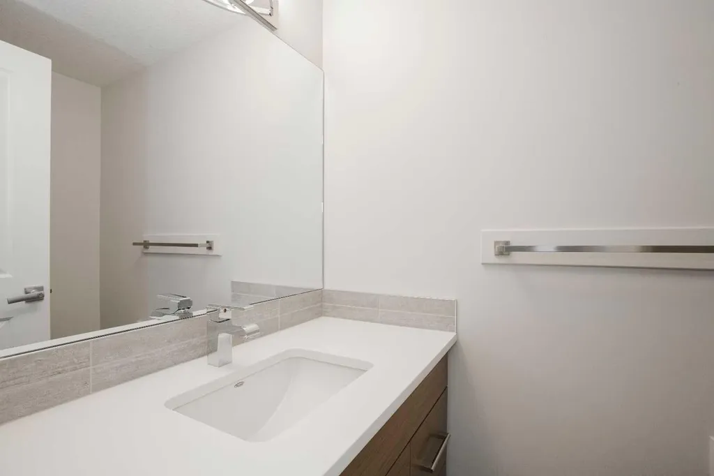 181 Collicott Fort Mcmurray AB T9K 2W9