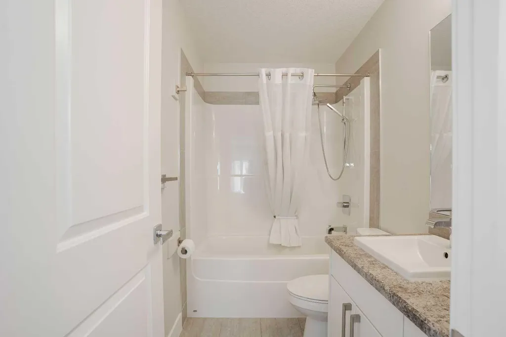 181 Collicott Fort Mcmurray AB T9K 2W9