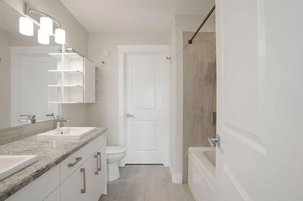 181 Collicott Fort Mcmurray AB T9K 2W9