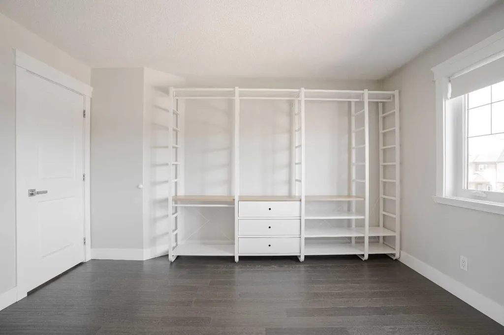 181 Collicott Fort Mcmurray AB T9K 2W9