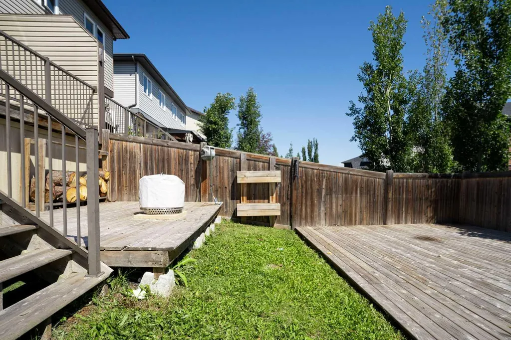 181 Collicott Fort Mcmurray AB T9K 2W9