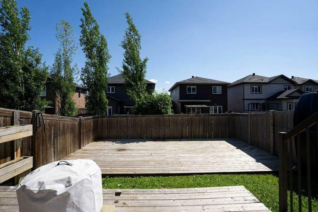 181 Collicott Fort Mcmurray AB T9K 2W9