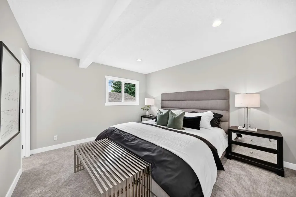 3824 Brooklyn Crescent NW Calgary AB T2L 1H2