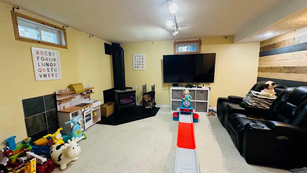 82 Villa Street Drumheller AB T0J0Y1