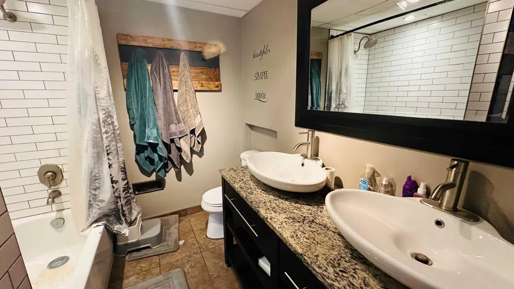 82 Villa Street Drumheller AB T0J0Y1