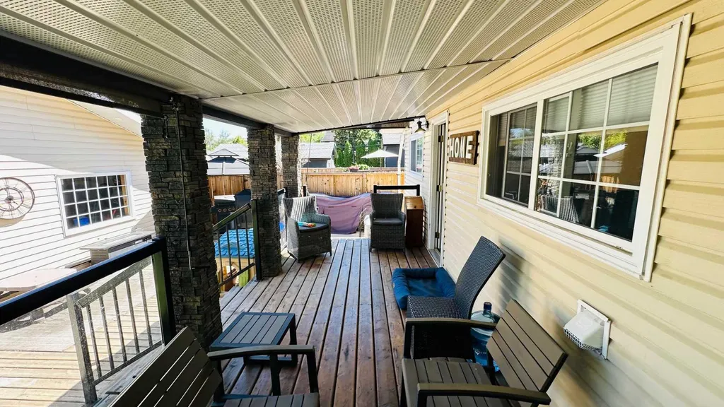 82 Villa Street Drumheller AB T0J0Y1