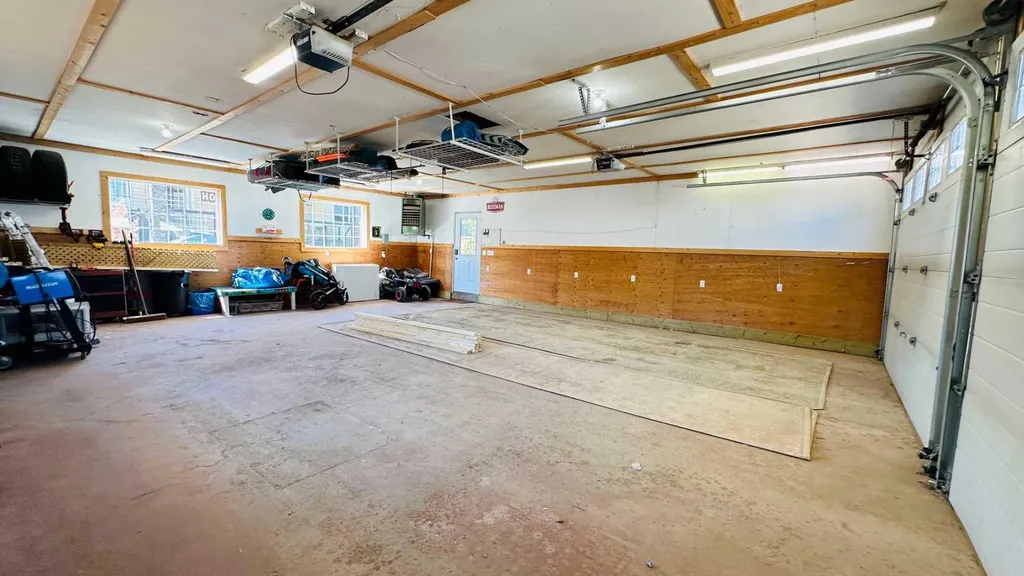 82 Villa Street Drumheller AB T0J0Y1