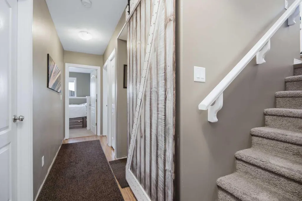 56 Heron Court Penhold AB T4G 0G5