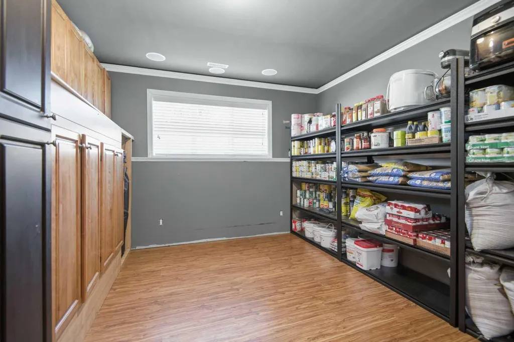 56 Heron Court Penhold AB T4G 0G5