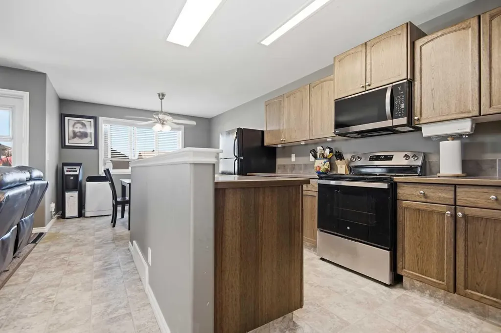 56 Heron Court Penhold AB T4G 0G5